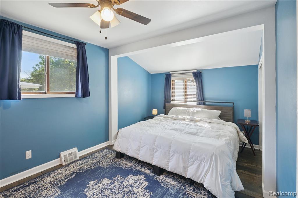 7474 River Vista Street, Utica, MI 48317 — Photo 21