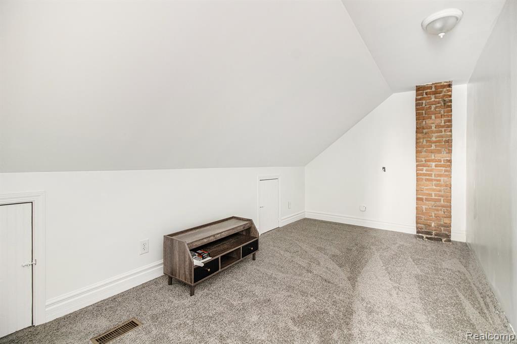 8064 Rathbone Street, Detroit, MI 48209 — Photo 16