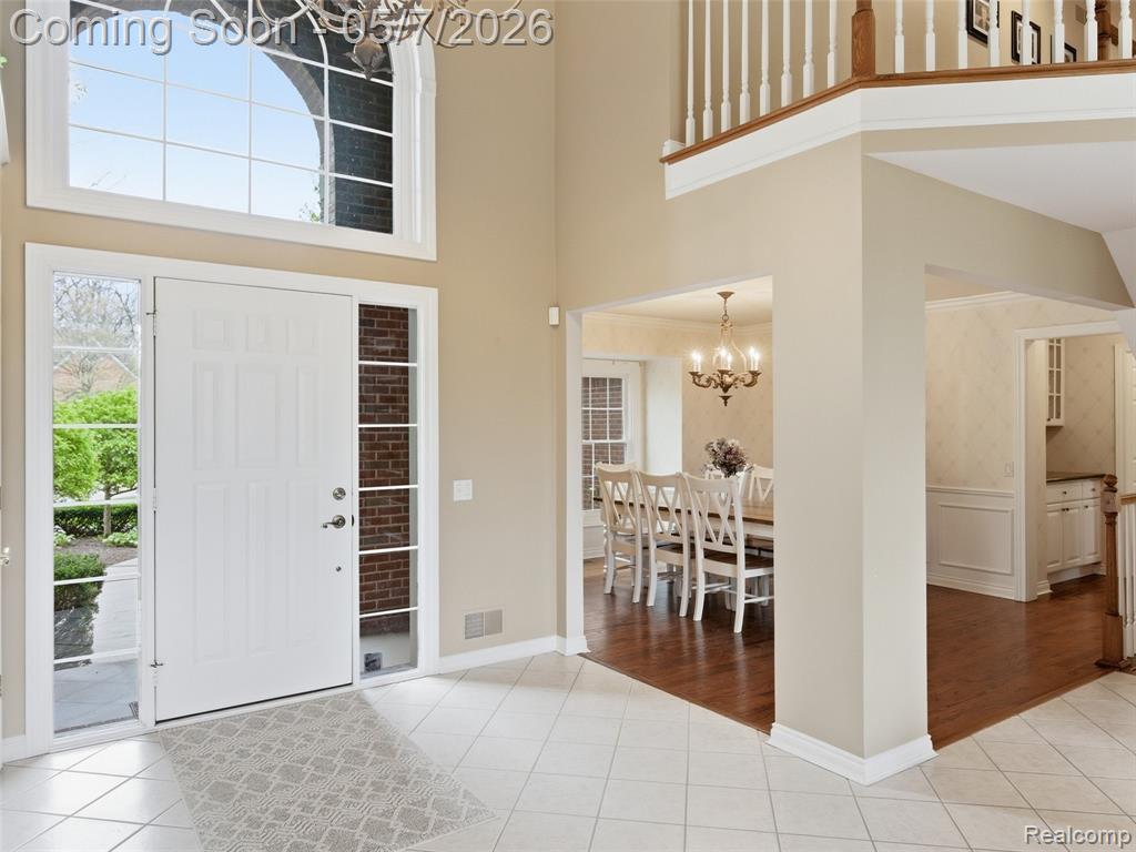 3874 Kaeleaf Road, Lake Orion, MI — Photo 4