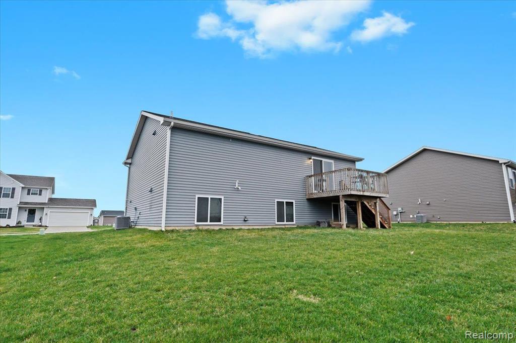 3103 IVY WOOD Circle, Howell, MI 48855 — Photo 25