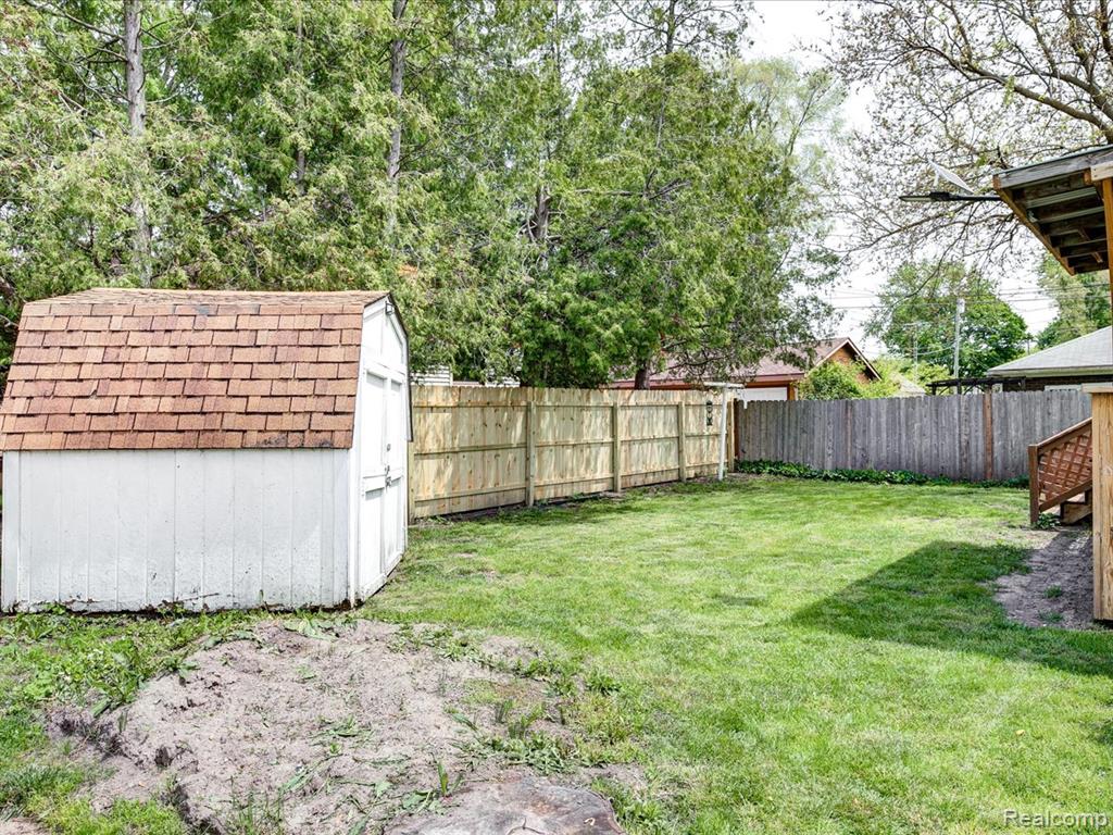 917 Garfield Street, Port Huron, MI 48060 — Photo 4