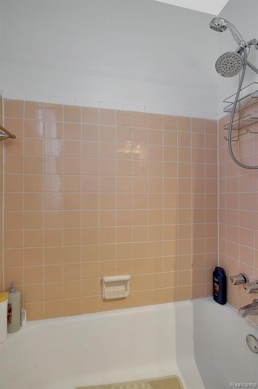 839 E Bennett Avenue E, Ferndale, MI 48220 — Photo 24