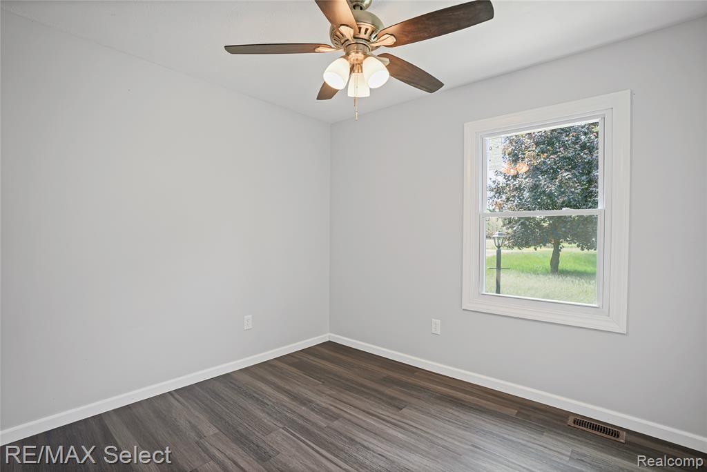 4176 Tyrell Road, Owosso, MI 48867 — Photo 25