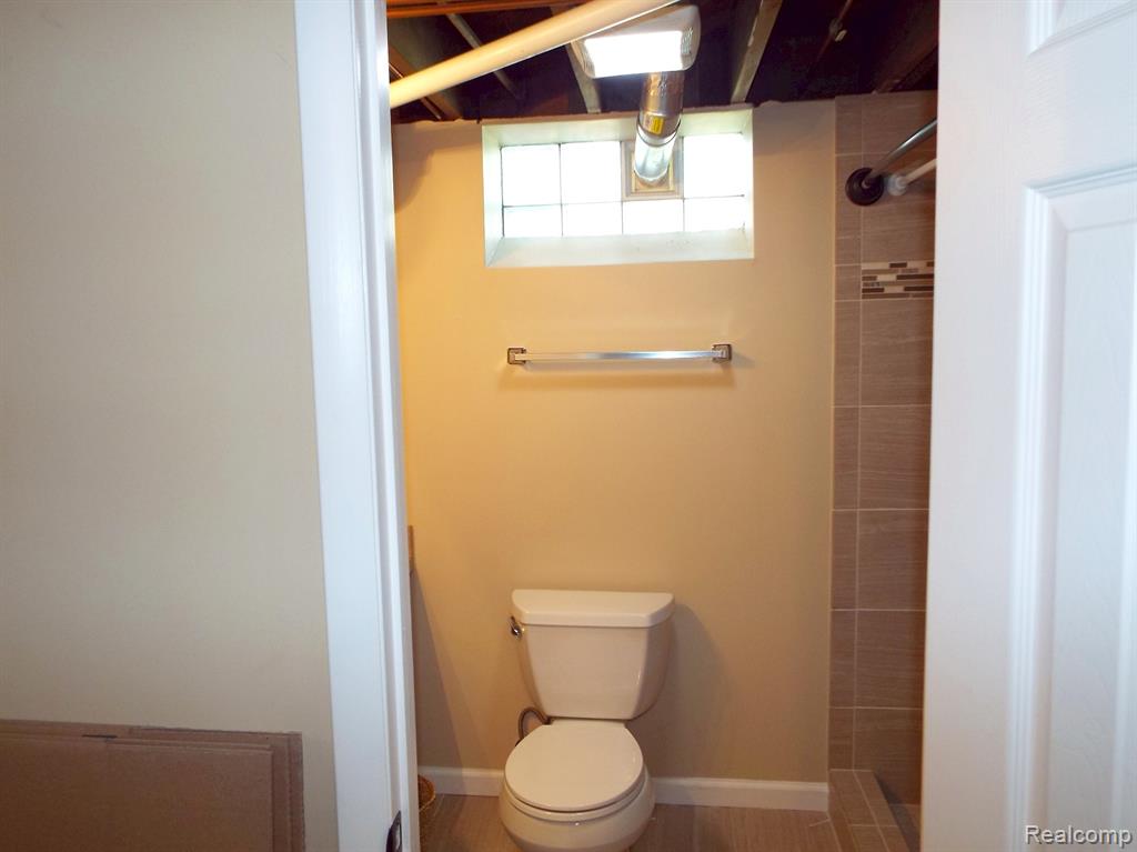 9996 Manor Avenue, Allen Park, MI 48101 — Photo 12