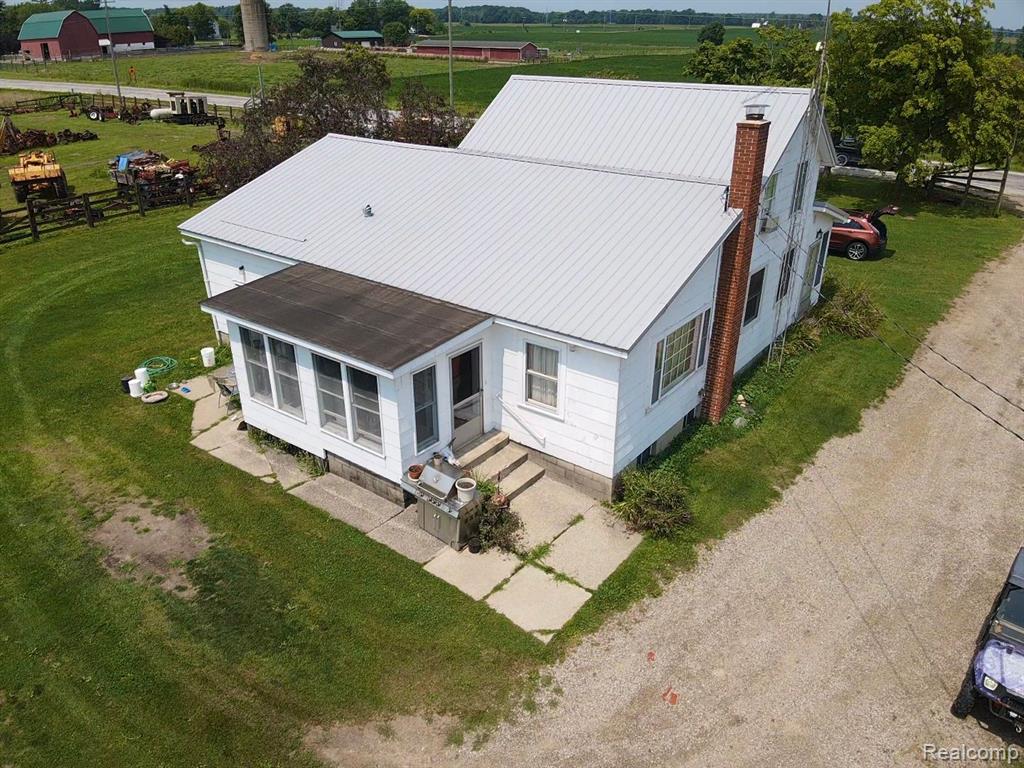5909 BURTCH Road, Grant, MI 48032 — Photo 3