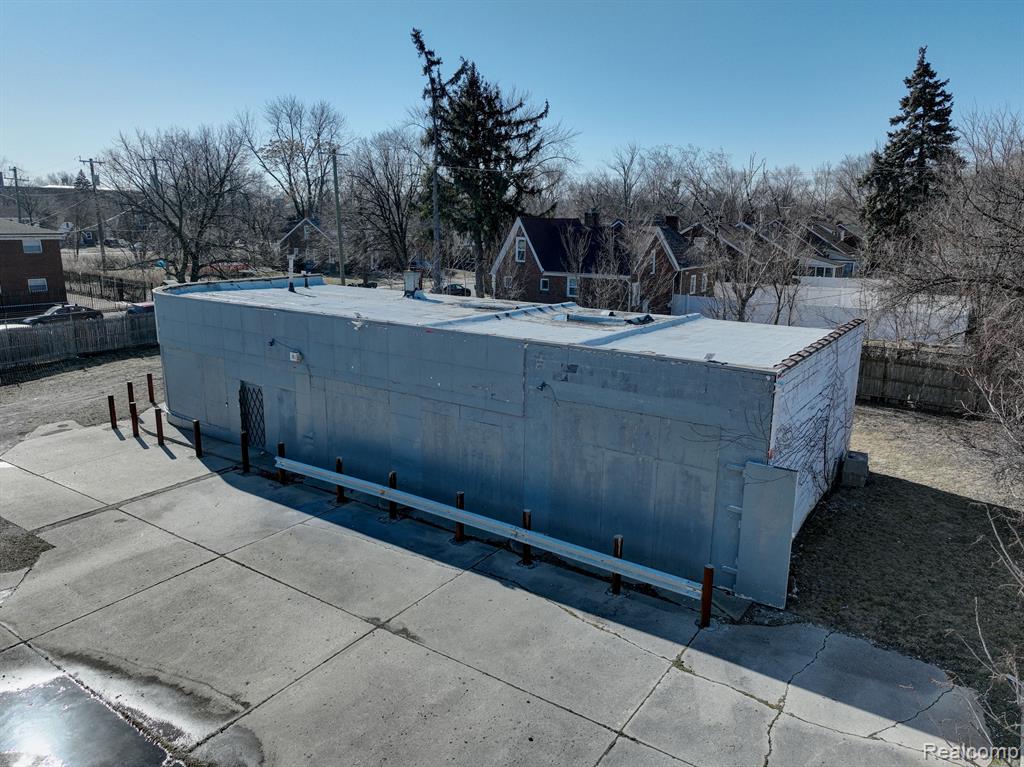 10301 WHITTIER Street, Detroit, MI 48224 — Photo 3