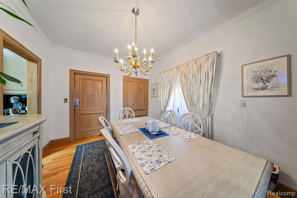 725 W BOSTON Boulevard, Detroit, MI 48202 — Photo 18