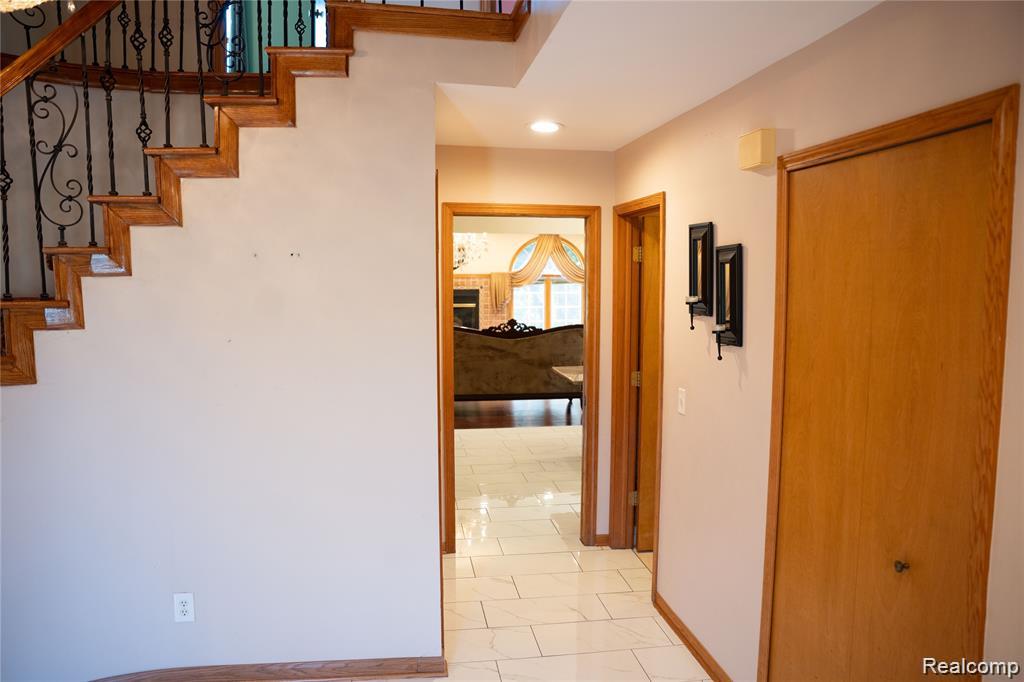 6651 Arlington Drive, West Bloomfield, MI — Photo 25