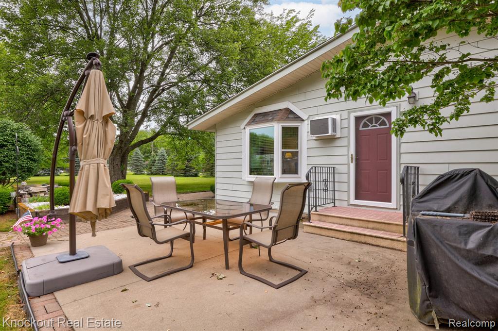 3842 Waltmar Drive, Bridgeport, MI 48722 — Photo 40