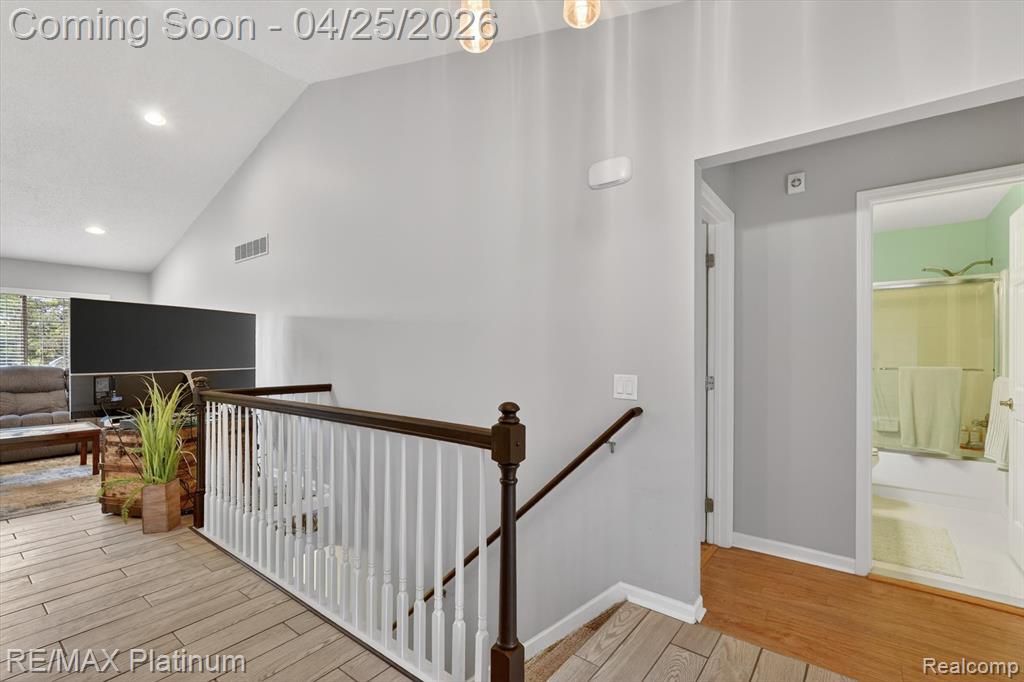 22290 Quail Run Circle, 6, South Lyon, MI 48178 — Photo 6