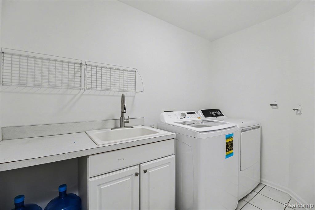 41240 Clermont Avenue, Novi, MI — Photo 52