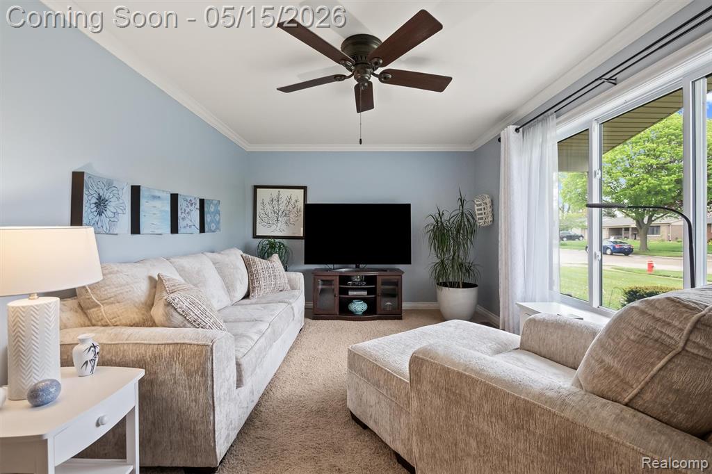 40769 Flagstaff Drive, Sterling Heights, MI 48313 — Photo 17