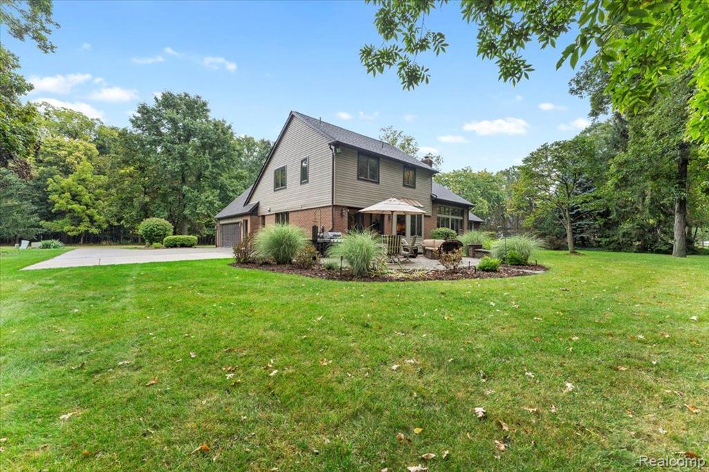 8707 VOIGT Avenue, Grosse Ile, MI 48138 — Photo 62