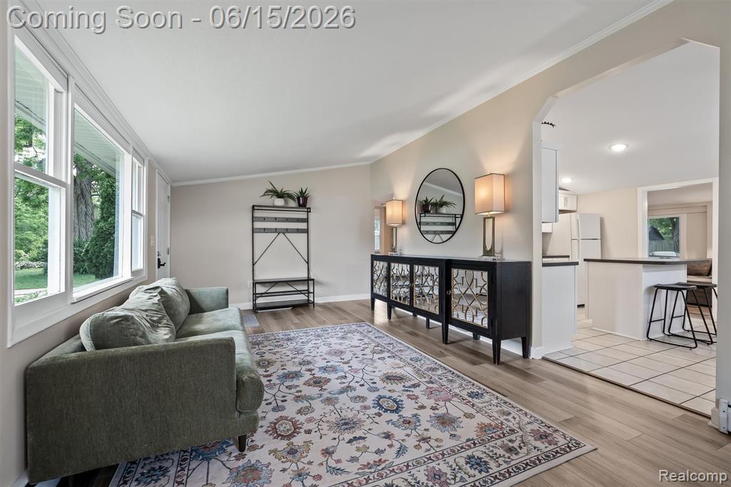 870 Pine Tree Road, Lake Orion, MI 48362 — Photo 5