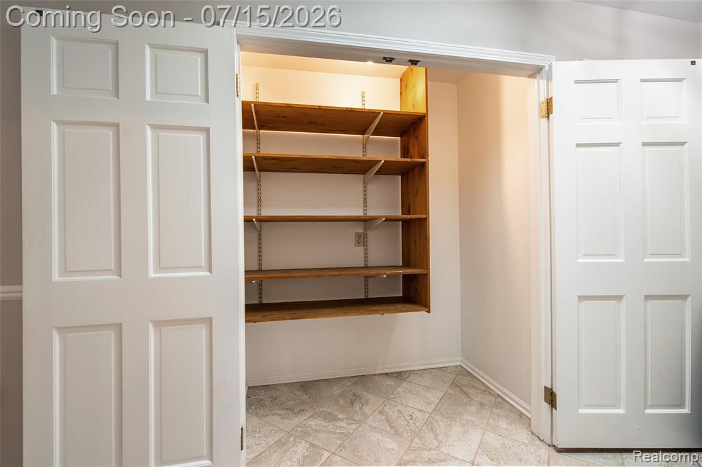 11660 Hawthorne Glen Drive, Grand Blanc, MI 48439 — Photo 6