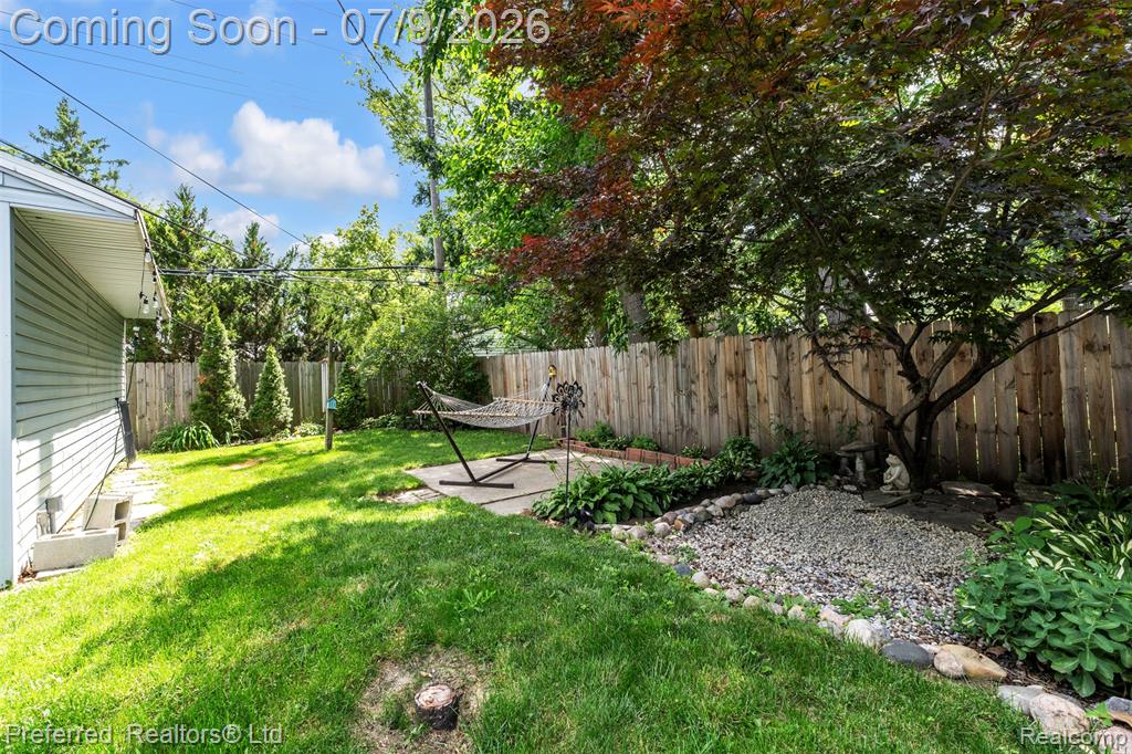845 W Marshall Street, Ferndale, MI 48220 — Photo 43