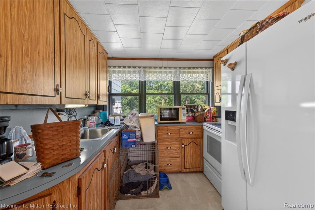 6390 Brookville Road, South Lyon, MI 48178 — Photo 11