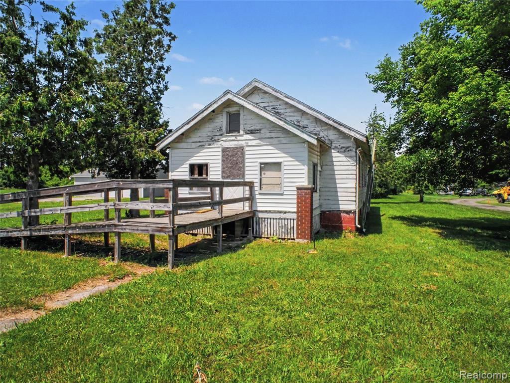 3009 Janes Avenue, Saginaw, MI 48601 — Photo 9