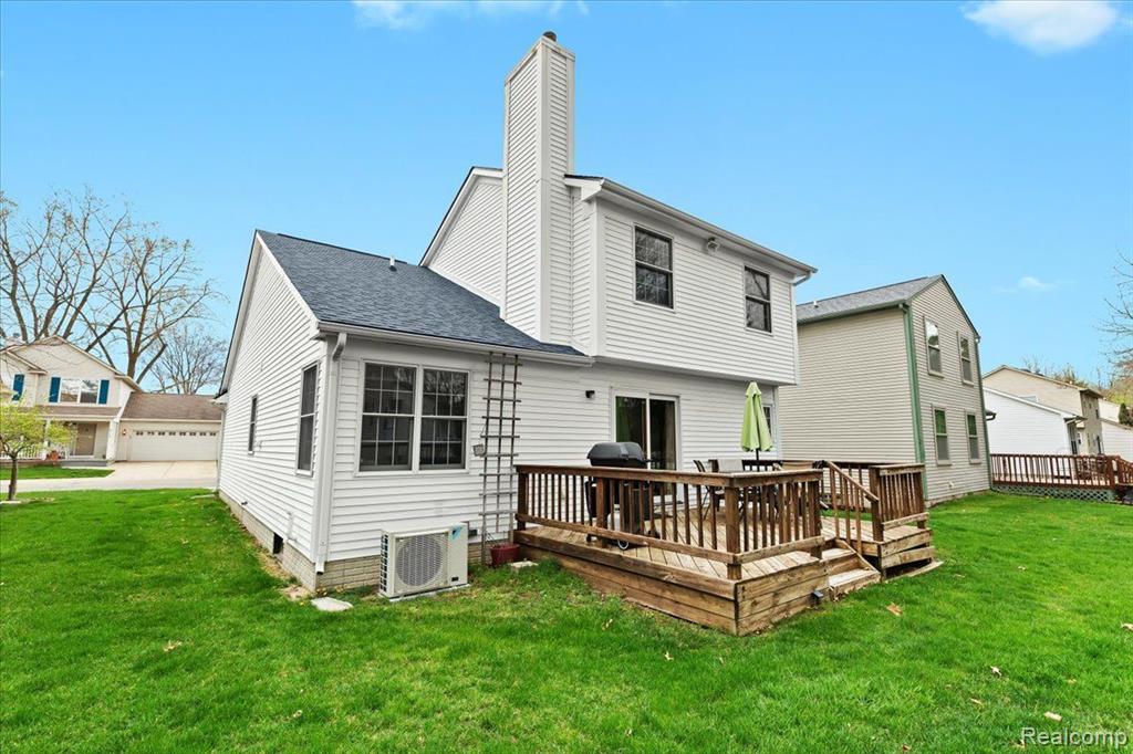 514 MILL POND Drive, Fenton, MI 48430 — Photo 3