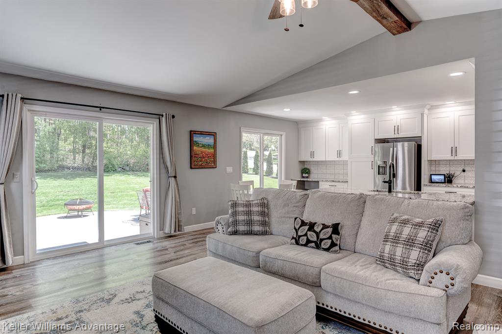 504 GLENWYTH Road, Brighton, MI 48116 — Photo 10