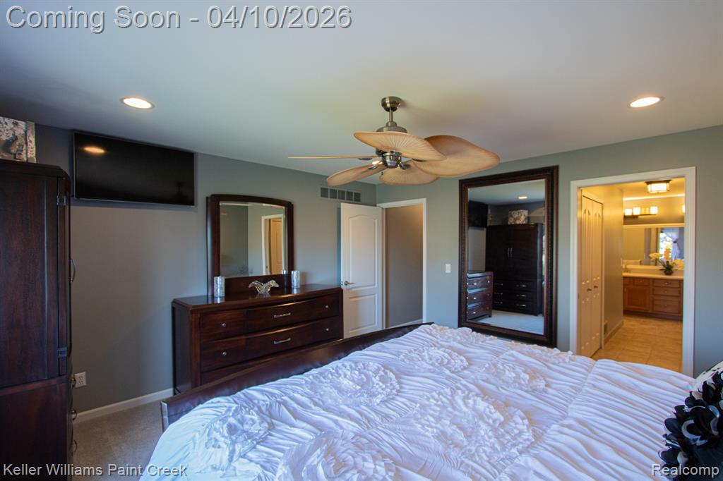 45907 Lookout Drive, Macomb, MI 48044 — Photo 19