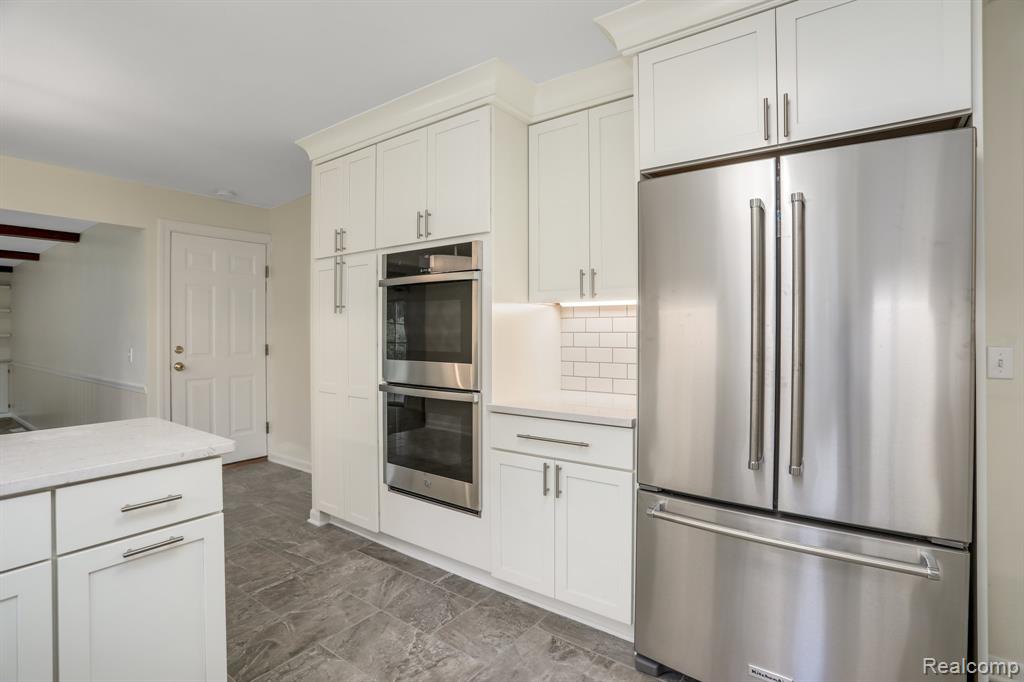 4259 WENDELL Road, West Bloomfield, MI 48323 — Photo 11