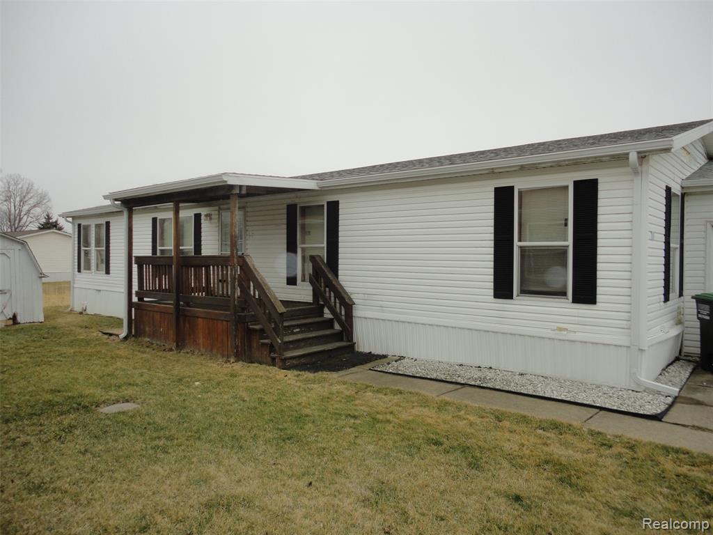271 Bluestem Road, Erie, MI — Photo 2