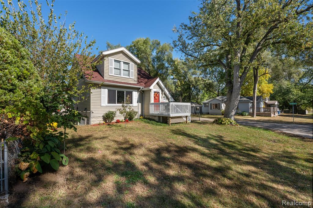 4400 Louella Drive, Waterford, MI 48329 — Photo 4