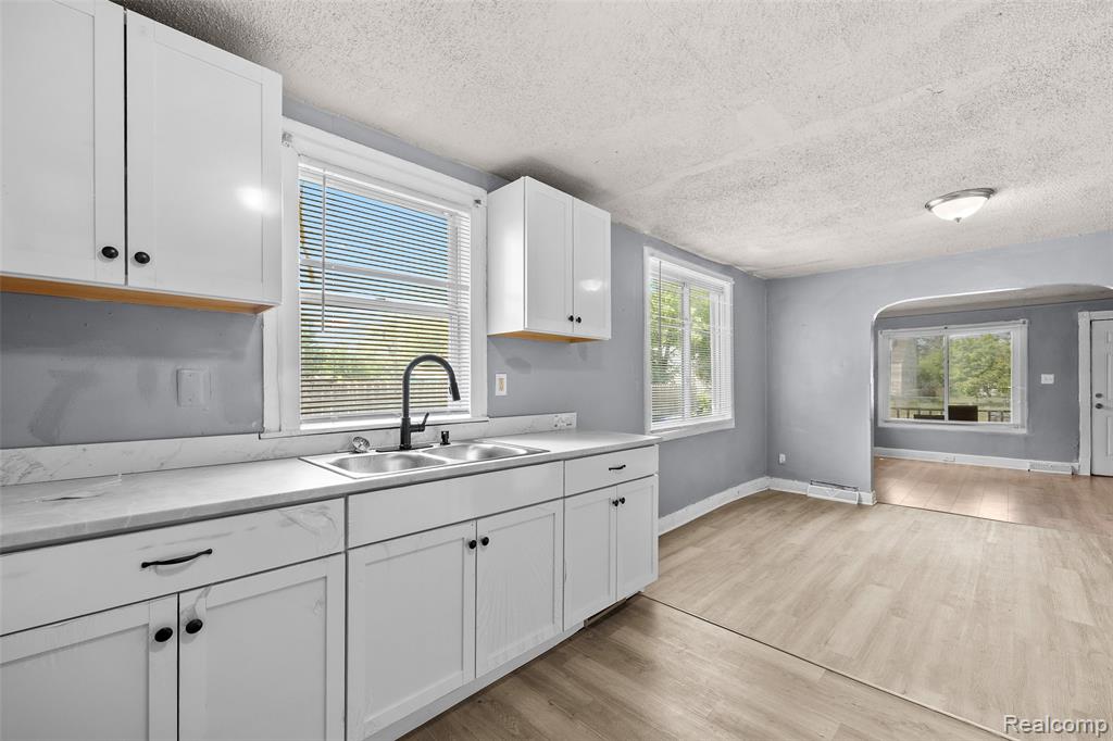 6816 Westwood Street, Detroit, MI 48228 — Photo 13