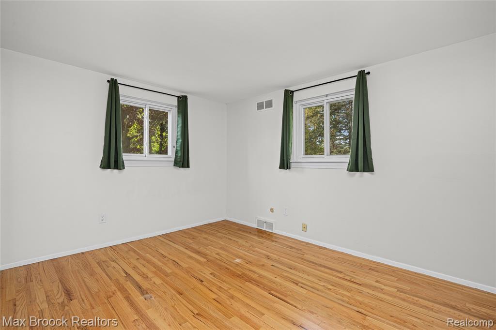 7011 Heather Heath, West Bloomfield, MI — Photo 39
