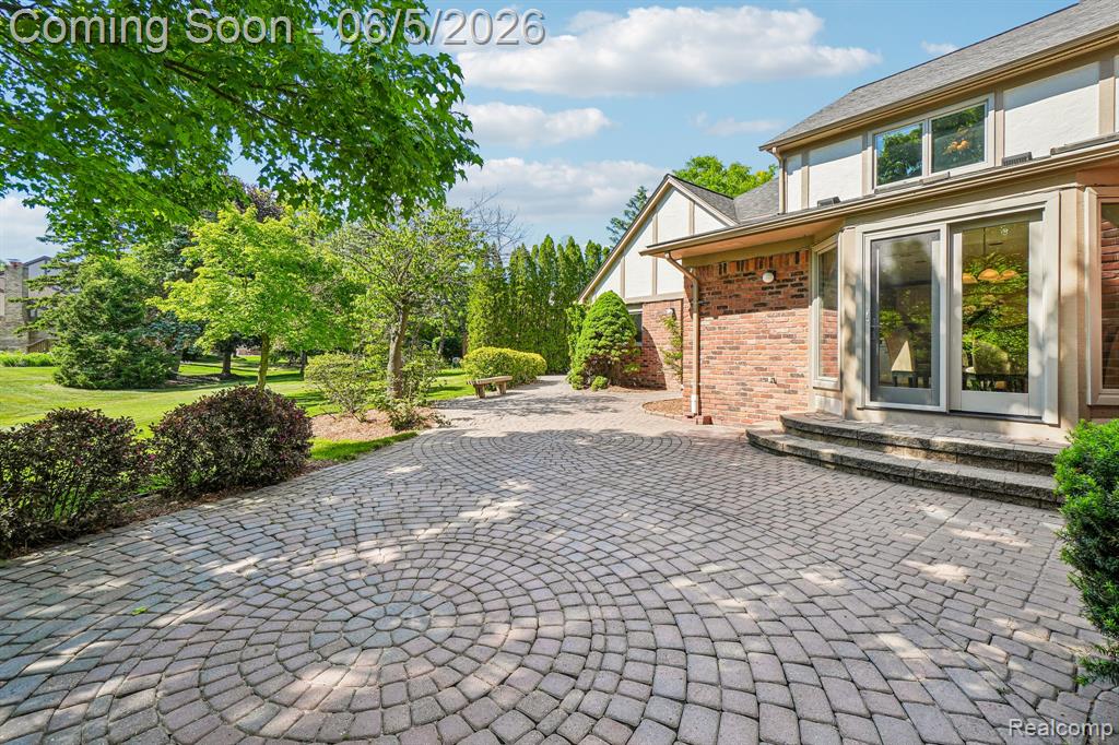 4523 Rivers Edge Drive, Troy, MI 48098 — Photo 56