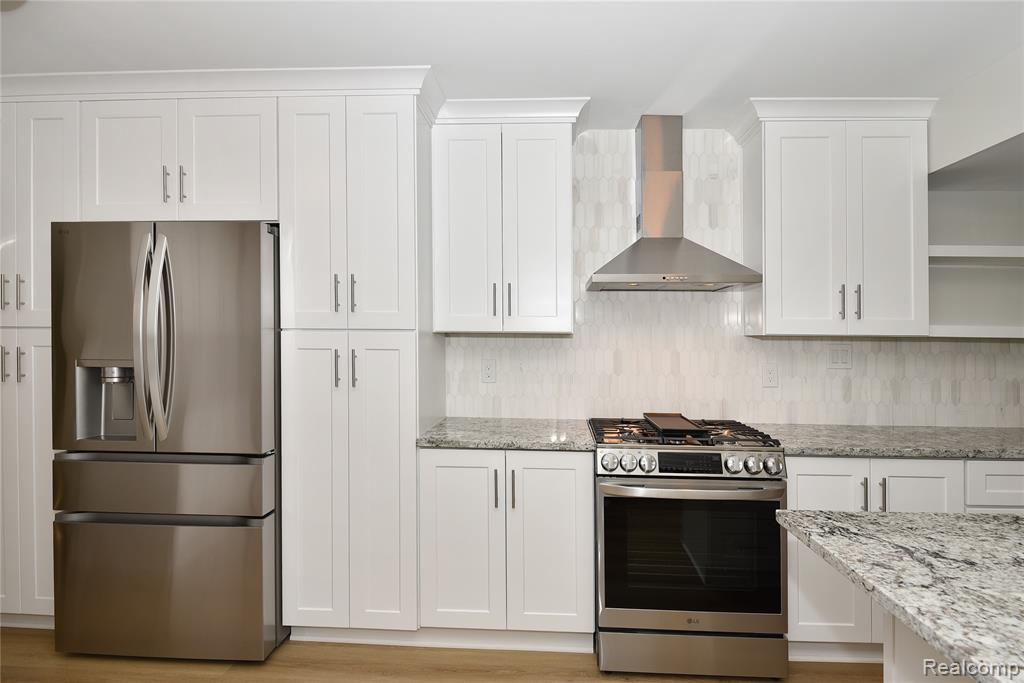 5547 Kingsmill Drive, Bloomfield Hills, MI — Photo 11