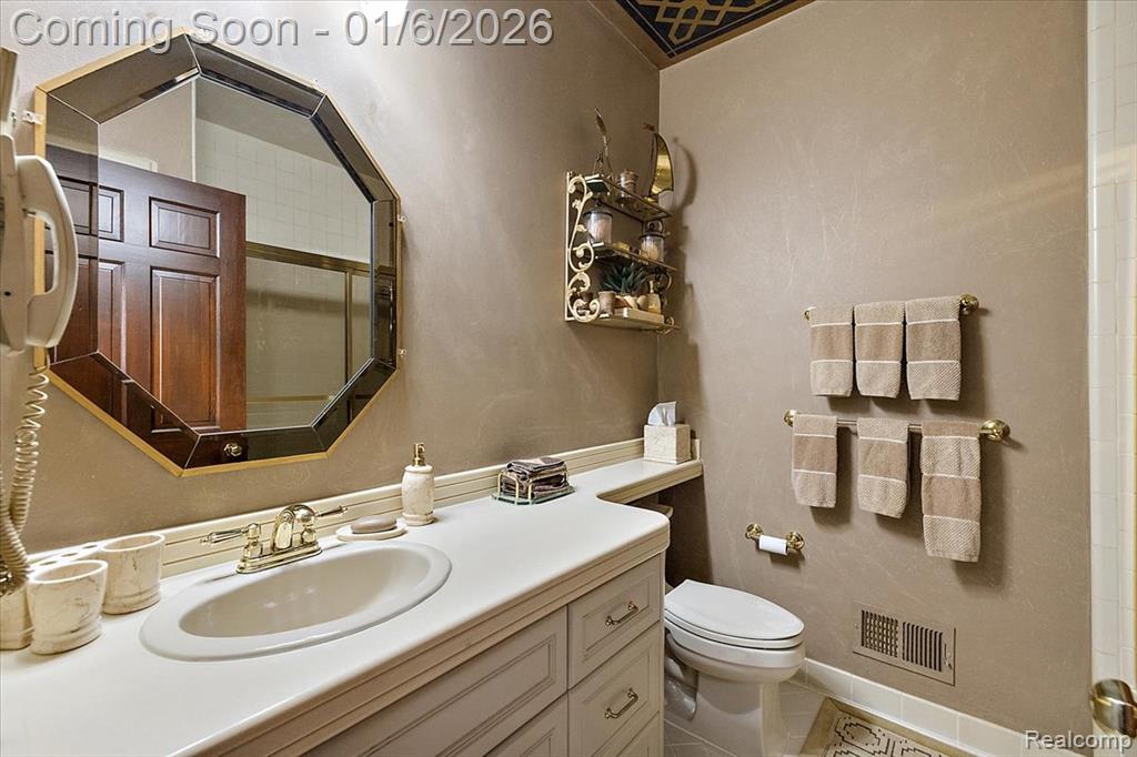 7310 Sandy Creek Lane, Bloomfield Hills, MI 48301 — Photo 35