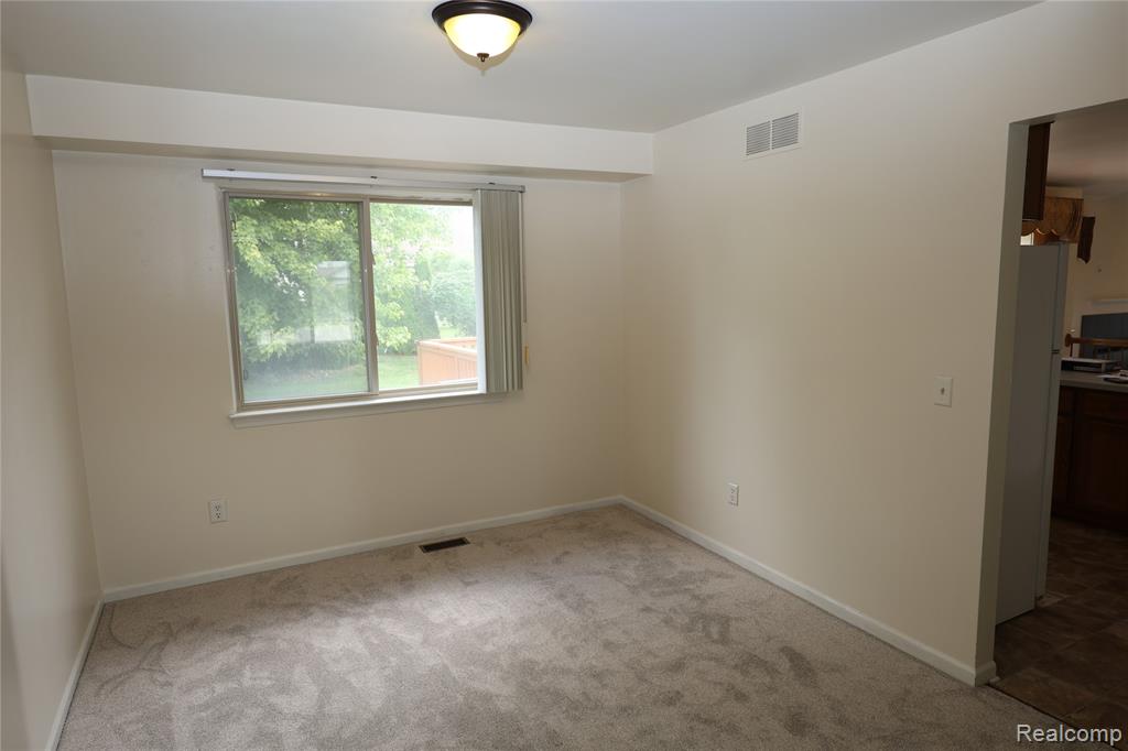 3361 Milcroft Court, Canton, MI 48188 — Photo 8
