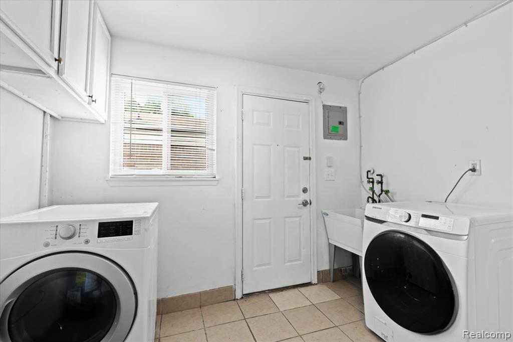 8111 Timken Avenue, Warren, MI 48089 — Photo 15