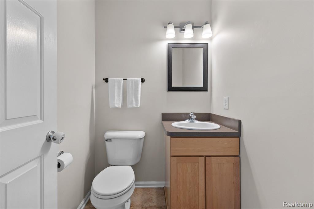 6101 Maple Trail, Grand Blanc, MI 48439 — Photo 13