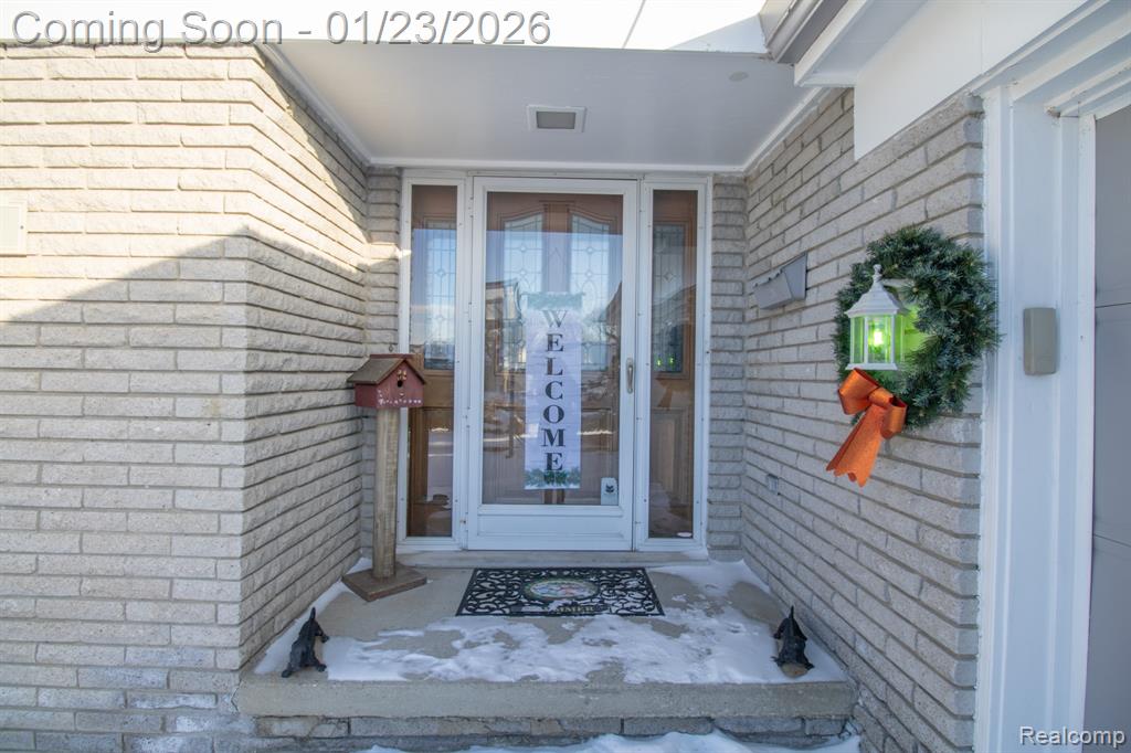 11367 Suffolk Drive, Southgate, MI 48195 — Photo 6