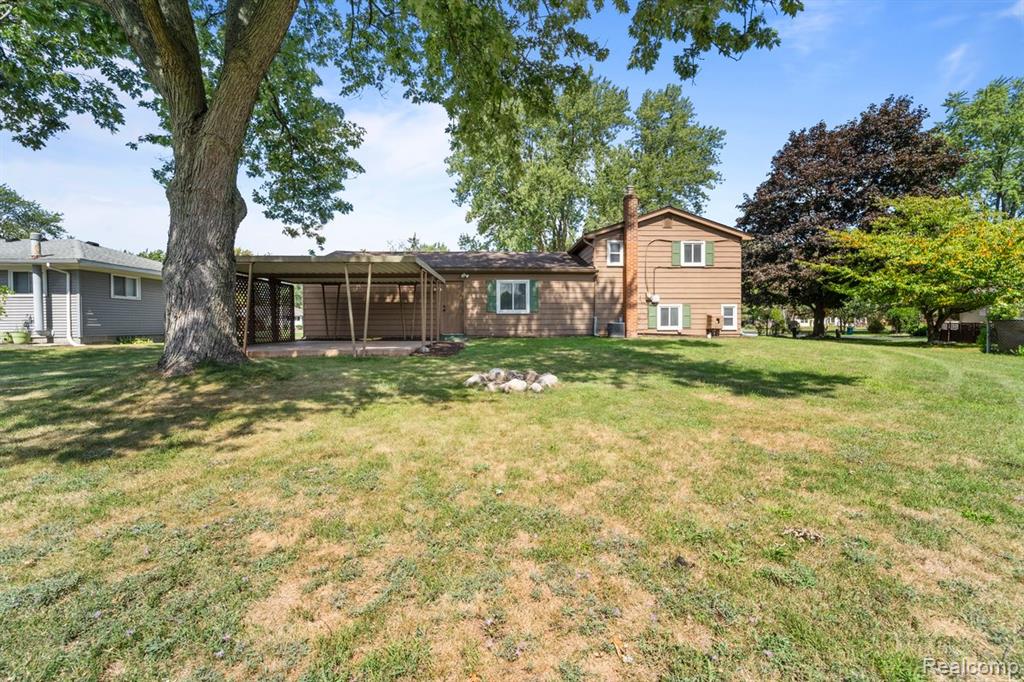 4607 Meigs Avenue, Waterford, MI 48329 — Photo 29