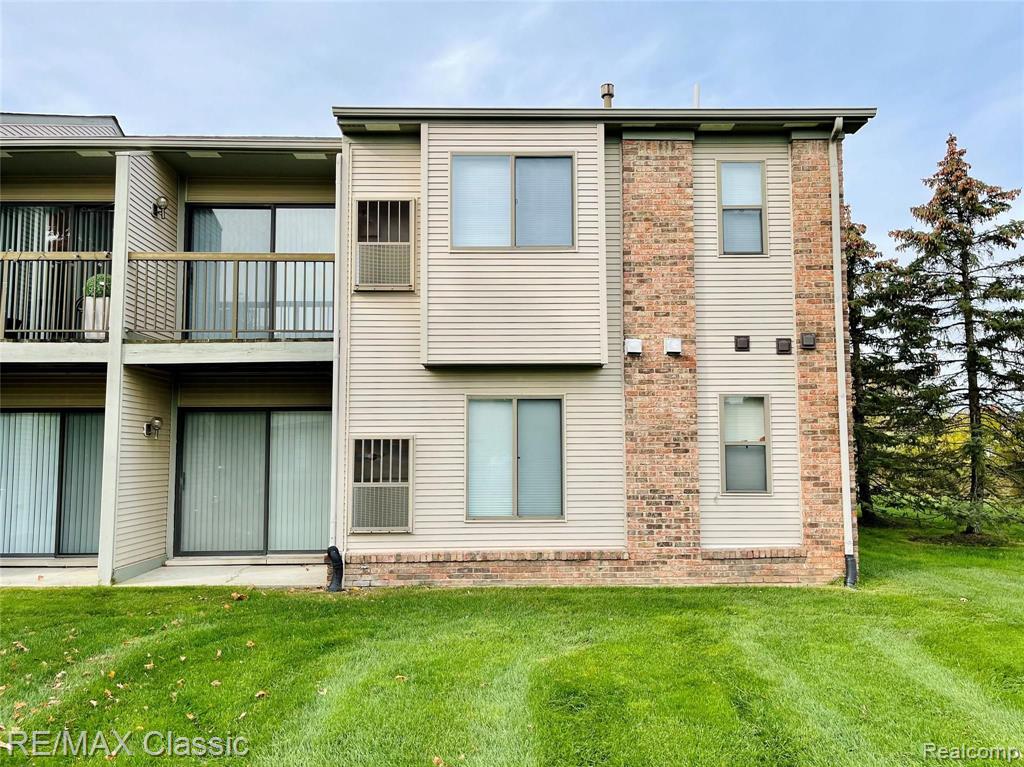 42670 Lilley Pointe Drive, Canton, MI 48187 — Photo 29
