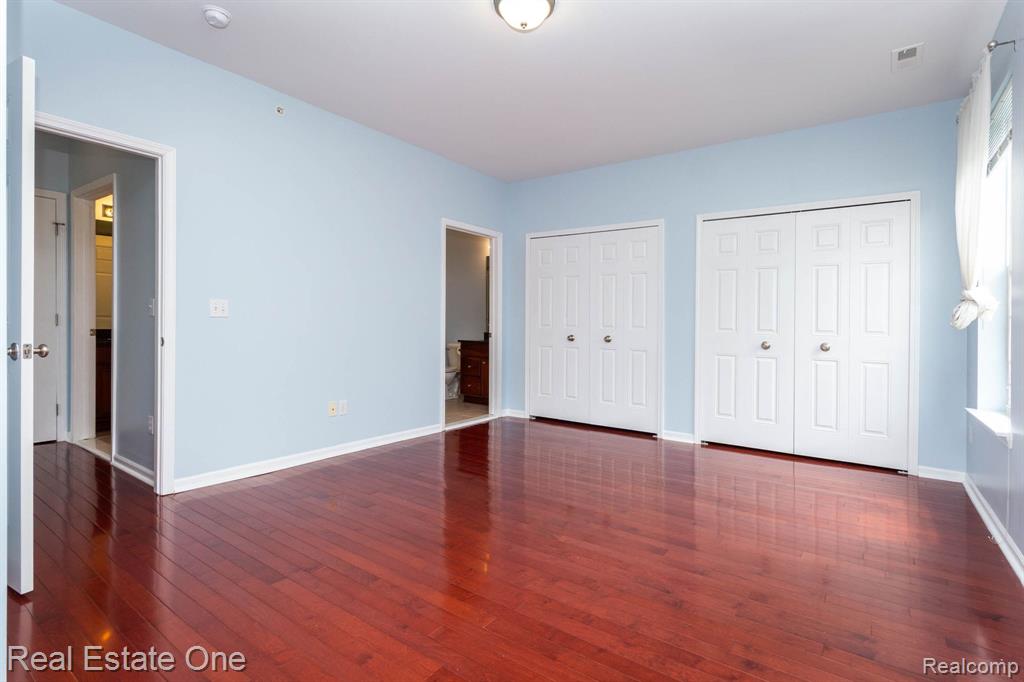 934 W Summerfield Glen Circle, Ann Arbor, MI 48103 — Photo 13