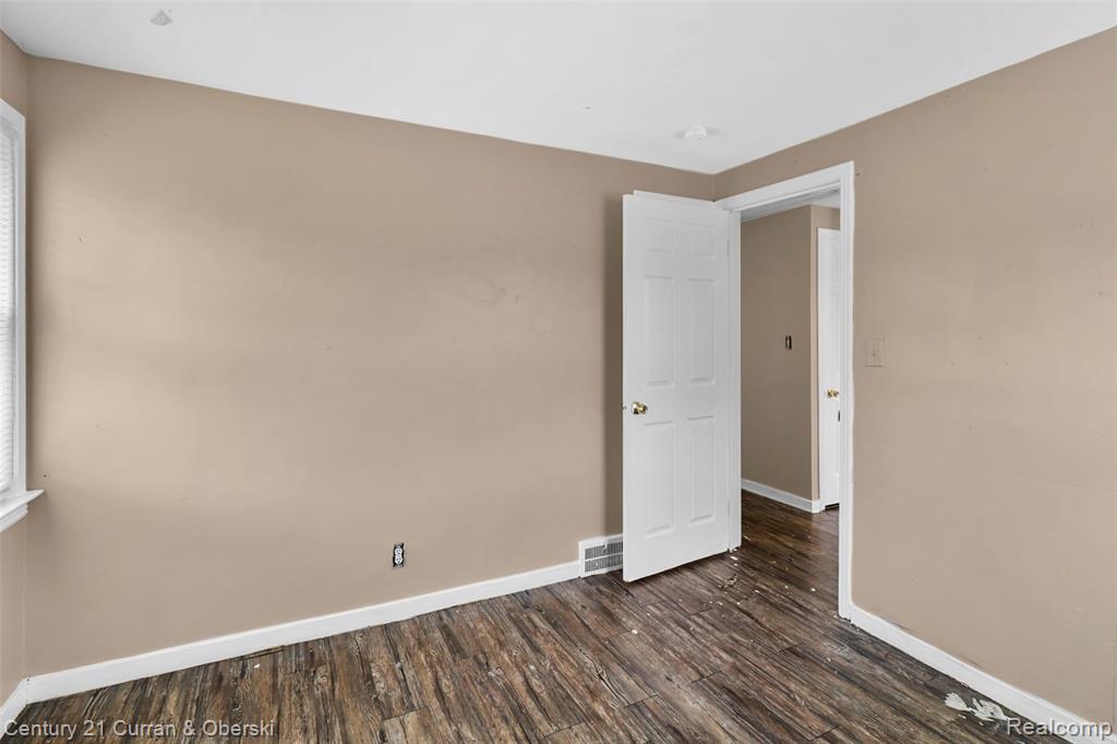 9300 Cheyenne Street, Detroit, MI 48228 — Photo 17