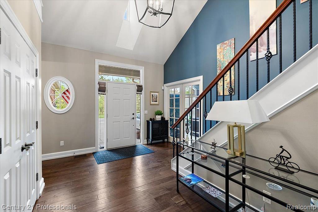4735 OAKHURST RIDGE Road, Clarkston, MI 48348 — Photo 11