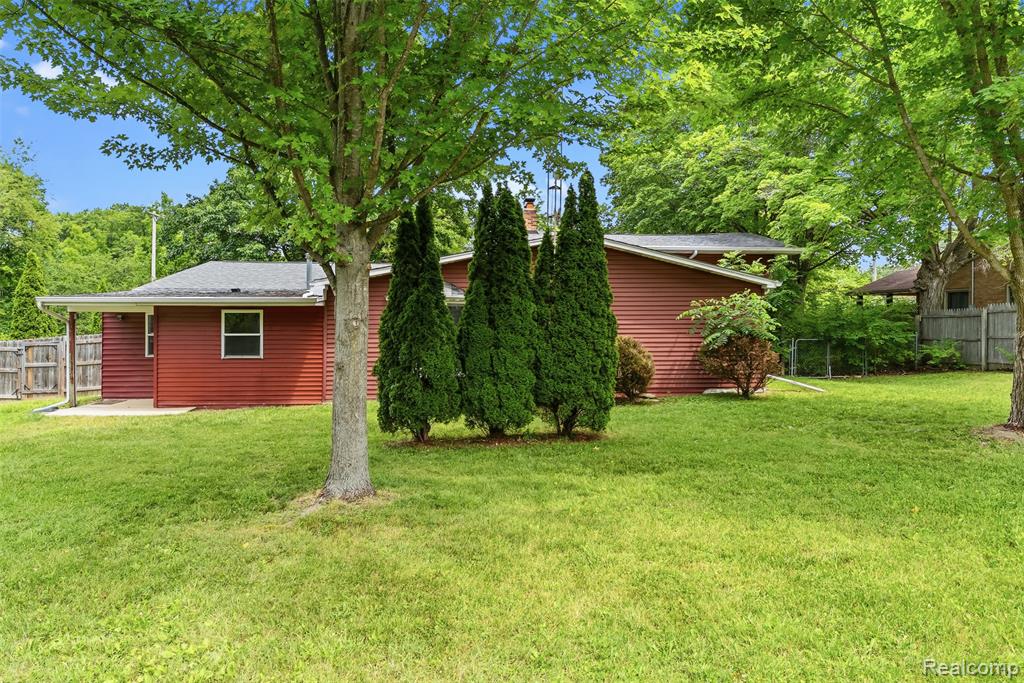 7313 River Road, Flushing, MI 48433 — Photo 43