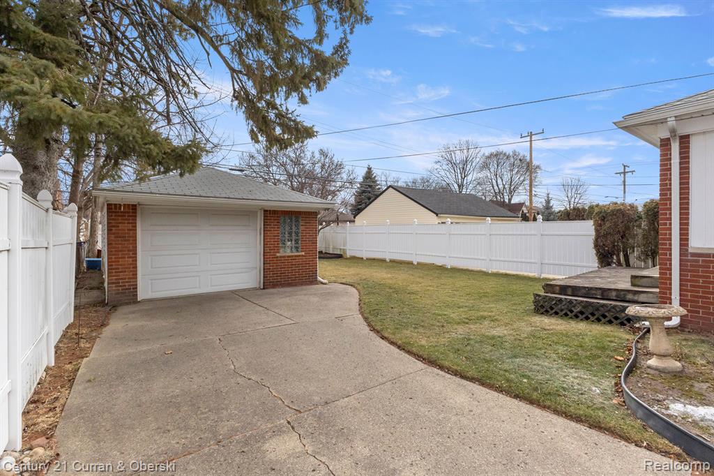 7229 WINONA Avenue, Allen Park, MI 48101 — Photo 35
