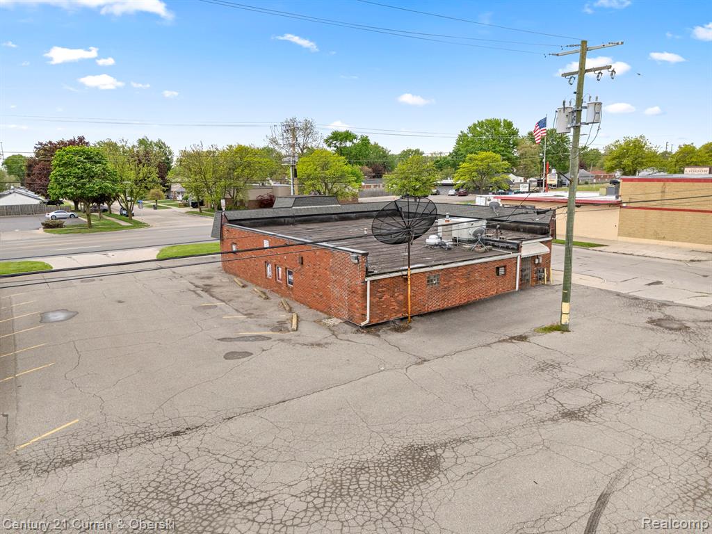 21350 Van Born Rd, Dearborn Heights, MI 48125 — Photo 9