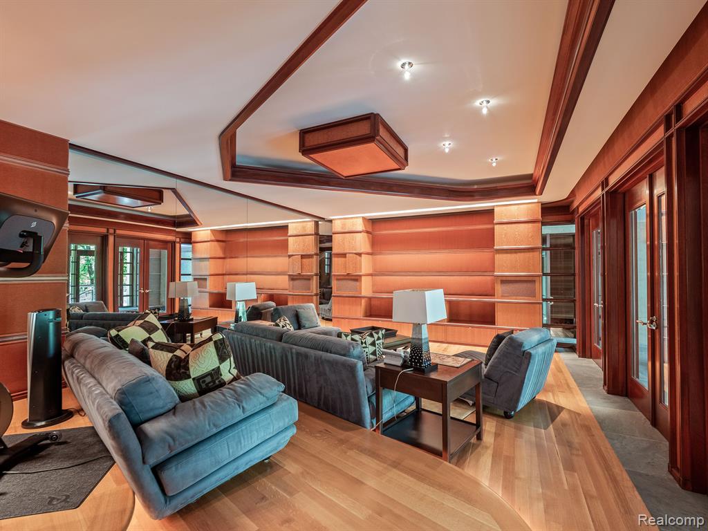 834 SOUTHFIELD Road, Birmingham, MI 48009 — Photo 53