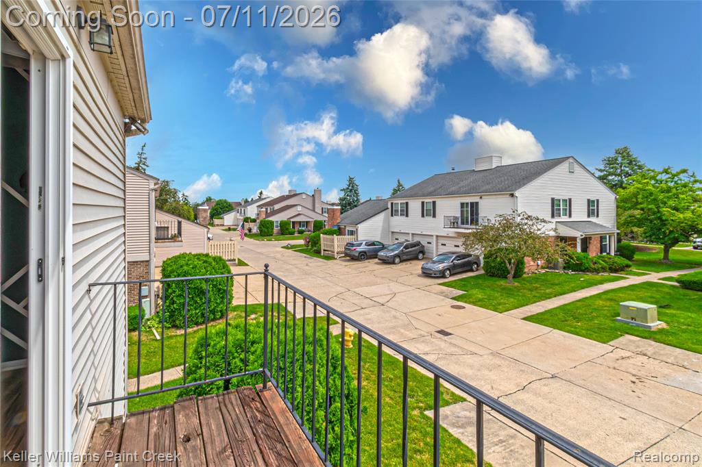 44524 N Bunker Hill Drive, 112, Clinton Twp, MI 48038 — Photo 5