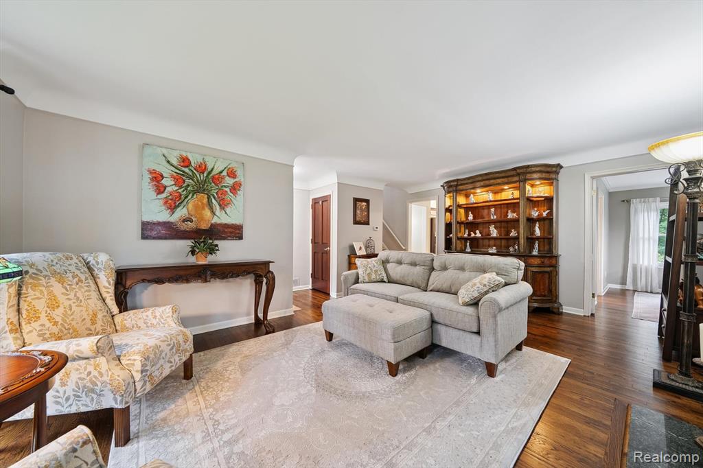 425 Kendry Avenue, Bloomfield Hills, MI 48302 — Photo 10