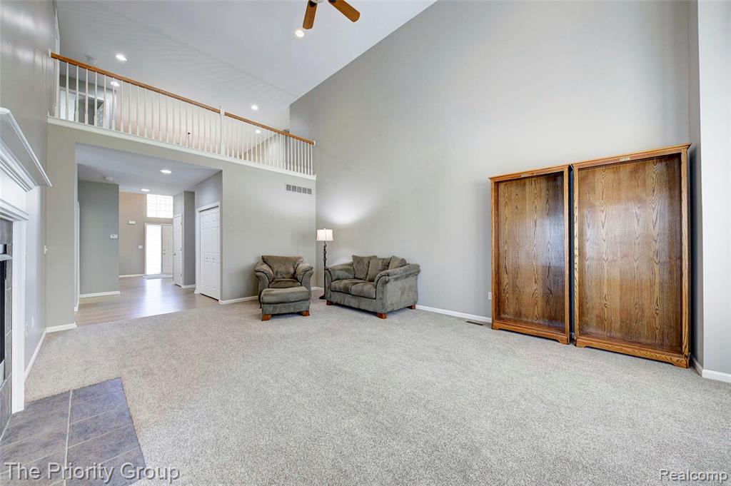 6083 Village Court, Clarkston, MI — Photo 13