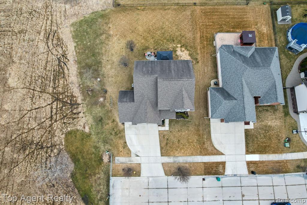 53501 MARY ANN Lane, New Baltimore, MI 48047 — Photo 47